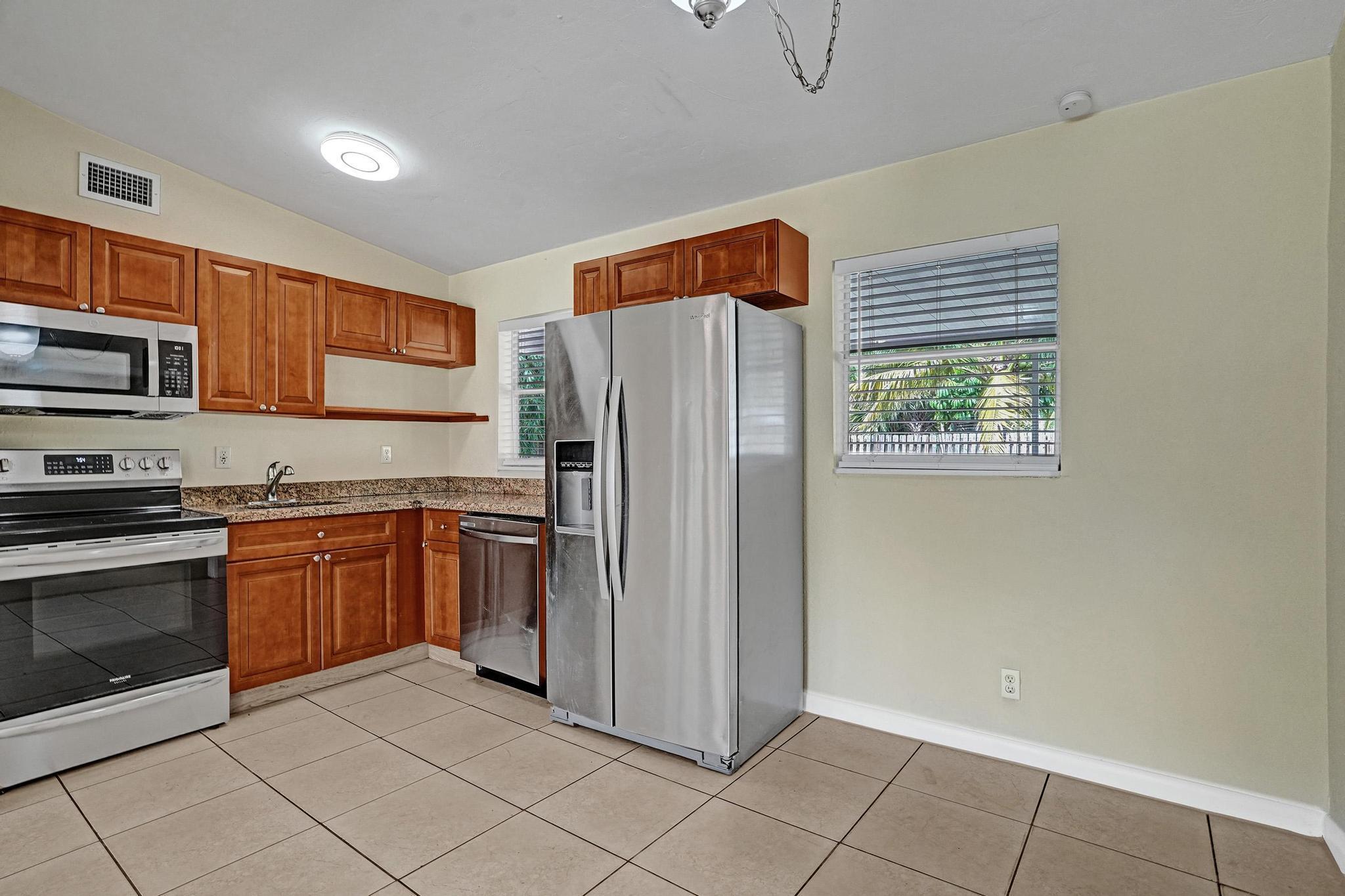GREYNOLDS HIGHLANDS UNIT - Residential