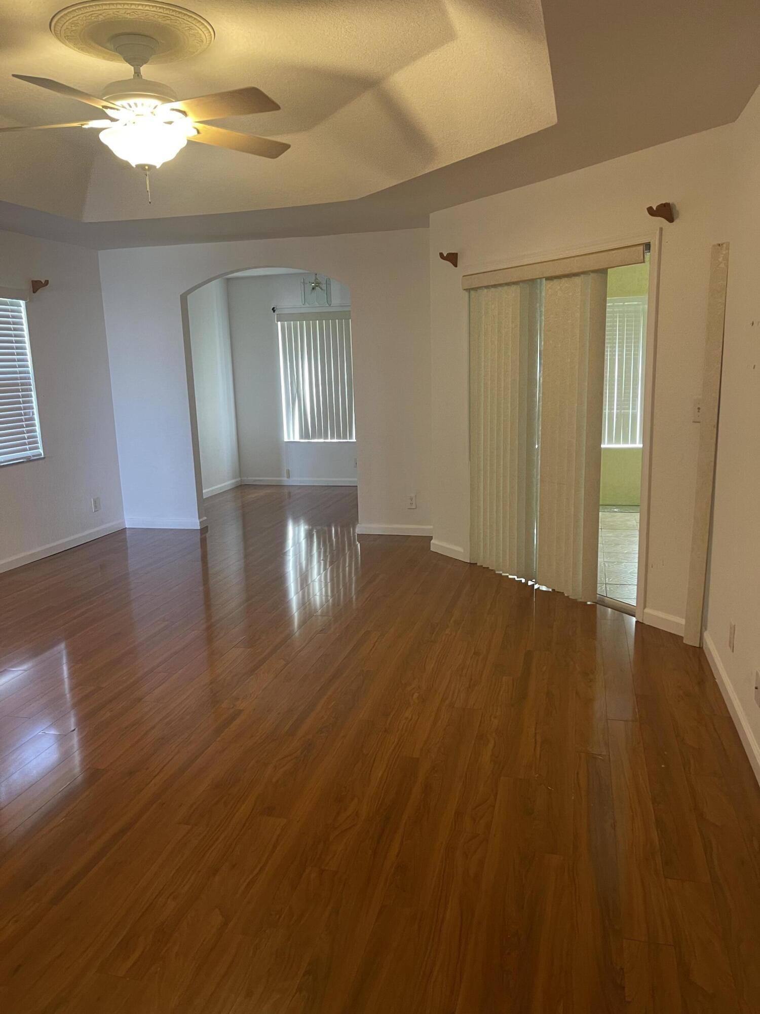 PORT ST LUCIE SECTION 16 - Residential Lease