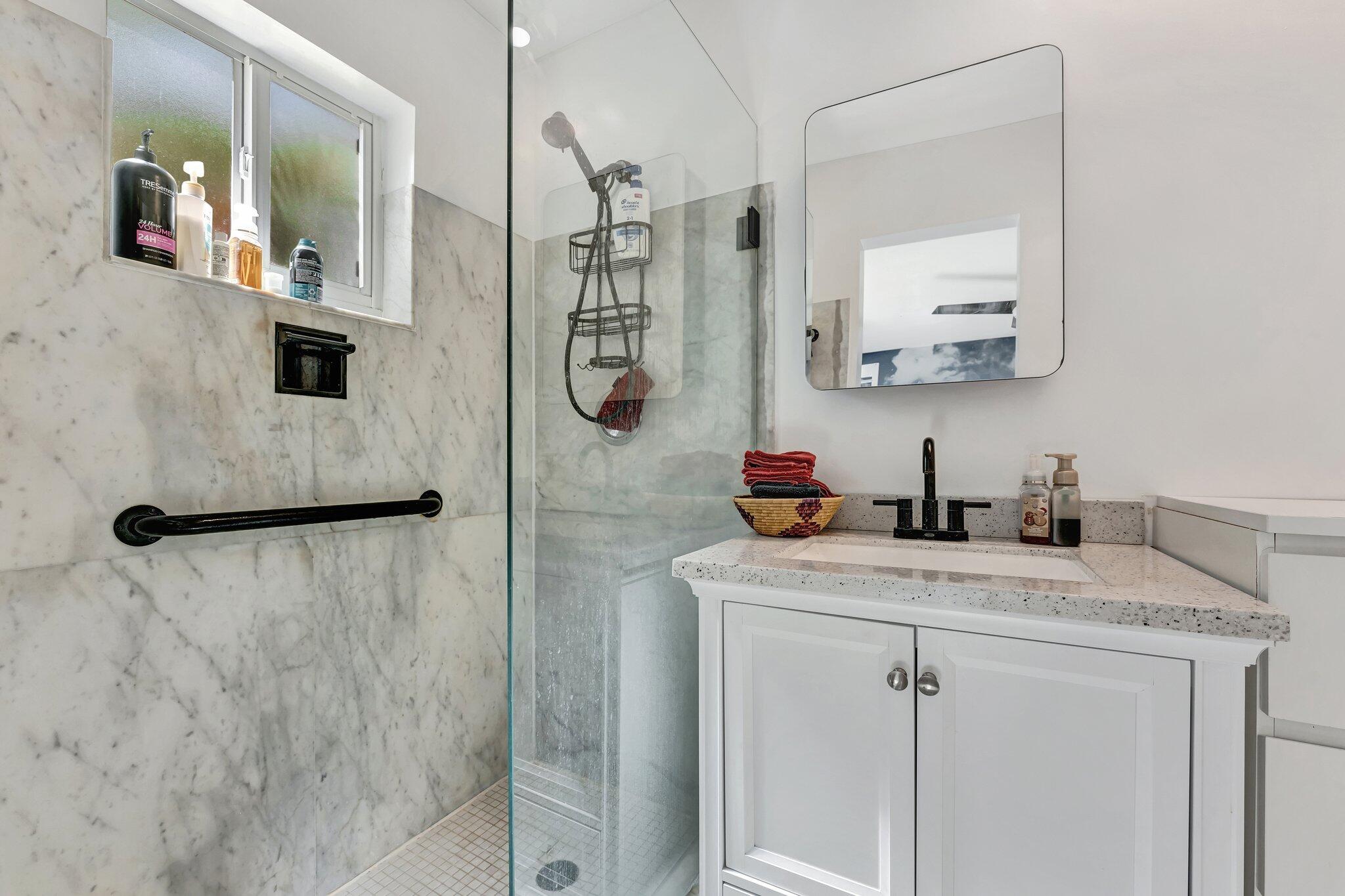 HILLSBORO IMPERIAL APTS CONDO - Residential