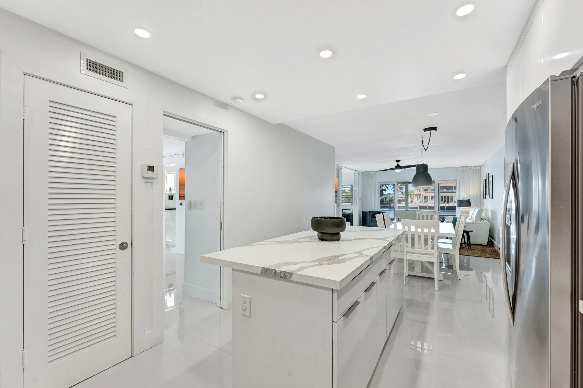 HILLSBORO IMPERIAL APTS CONDO - Residential