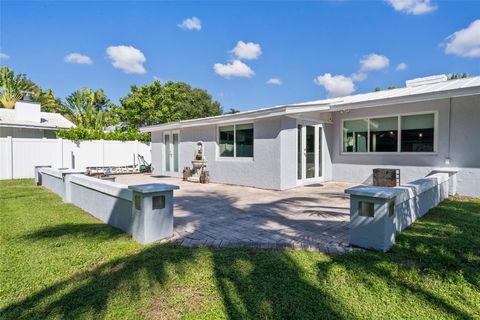 A home in Lauderdale By The Sea