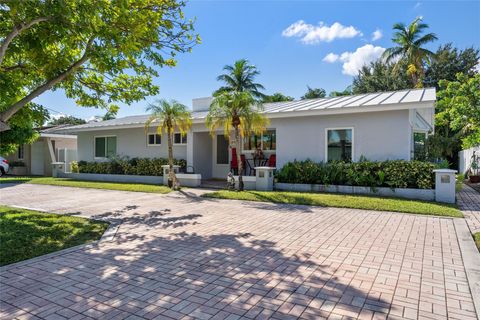 A home in Lauderdale By The Sea