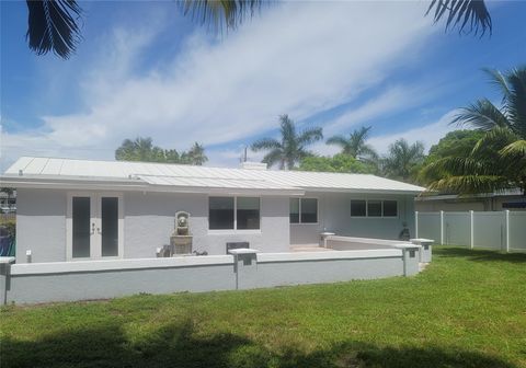 A home in Lauderdale By The Sea