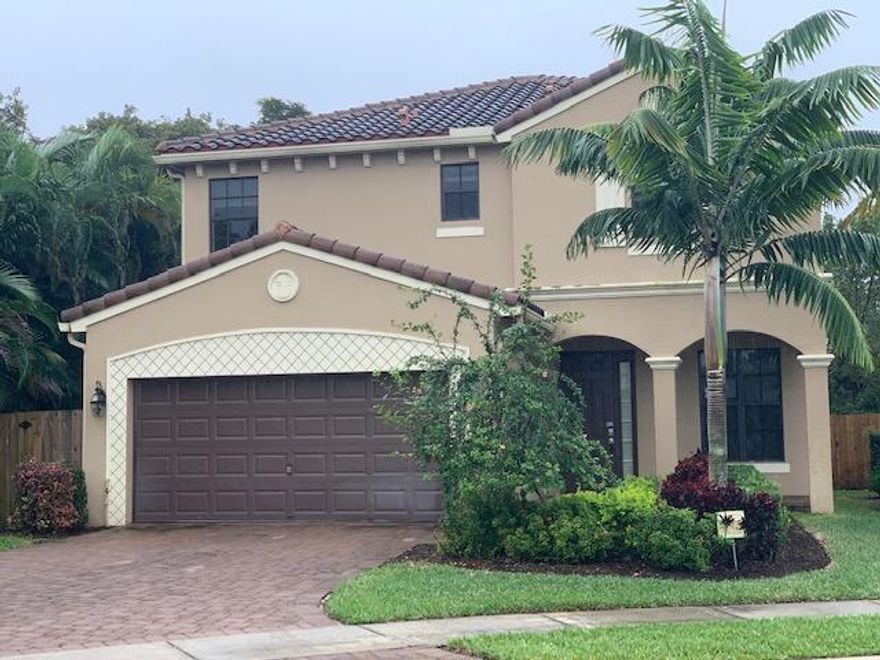 You have found the best priced home situated in the quiet surroundings of Aspen Glen, sitting a charming big lot offering two stories with spacious rooms. The backyard has a great space of land with fenced in privacy attached to a 5 bedroom 3 bathroom home is all you need. Inside you will find gorgeous granite counter top kitchen with a very spacious pantry and breakfast area. The carpeted bedrooms have walk-in closets with high volume ceilings and chrome molding will make you fall in love1 This master suite bathroom has a roomy look to it with a grand Roman Jacuzzi tub. Located closely to Walmart, Starbucks, and many restaurants and shopping plazas for your convenience. Updated lighting fixtures, arched doorways, and an entrance foyer . Unique opportunity, see it today!