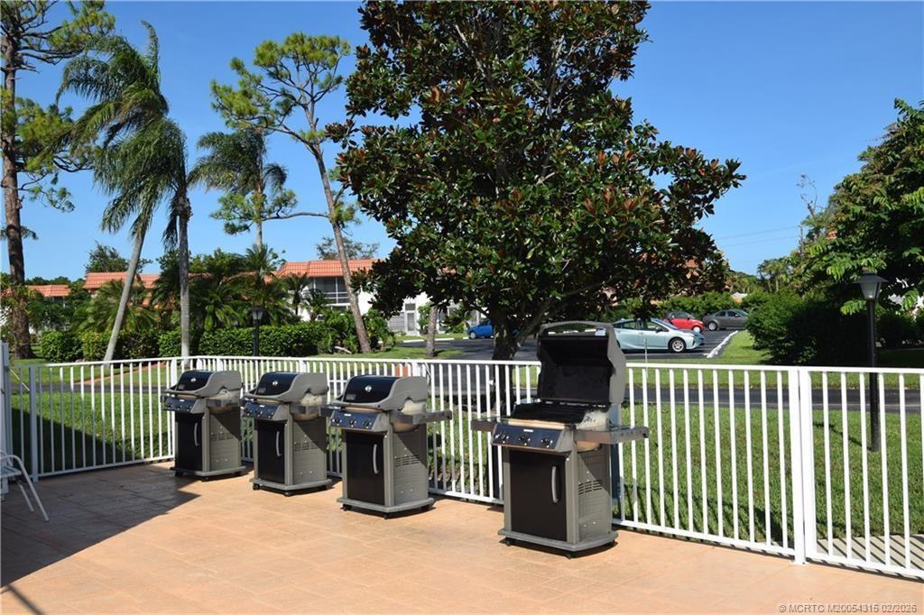 VISTA PINES CONDO - Residential Lease