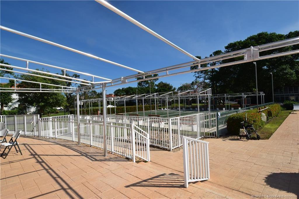 VISTA PINES CONDO - Residential Lease