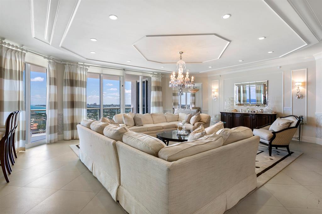 Ritz Carlton Residences - Residential