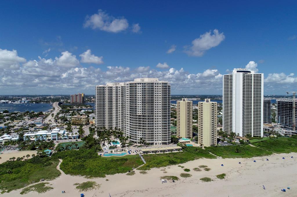 Ritz Carlton Residences - Residential