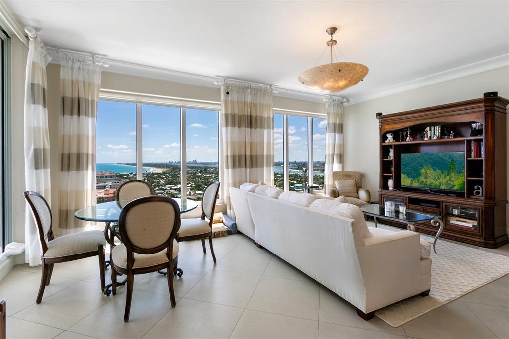 Ritz Carlton Residences - Residential