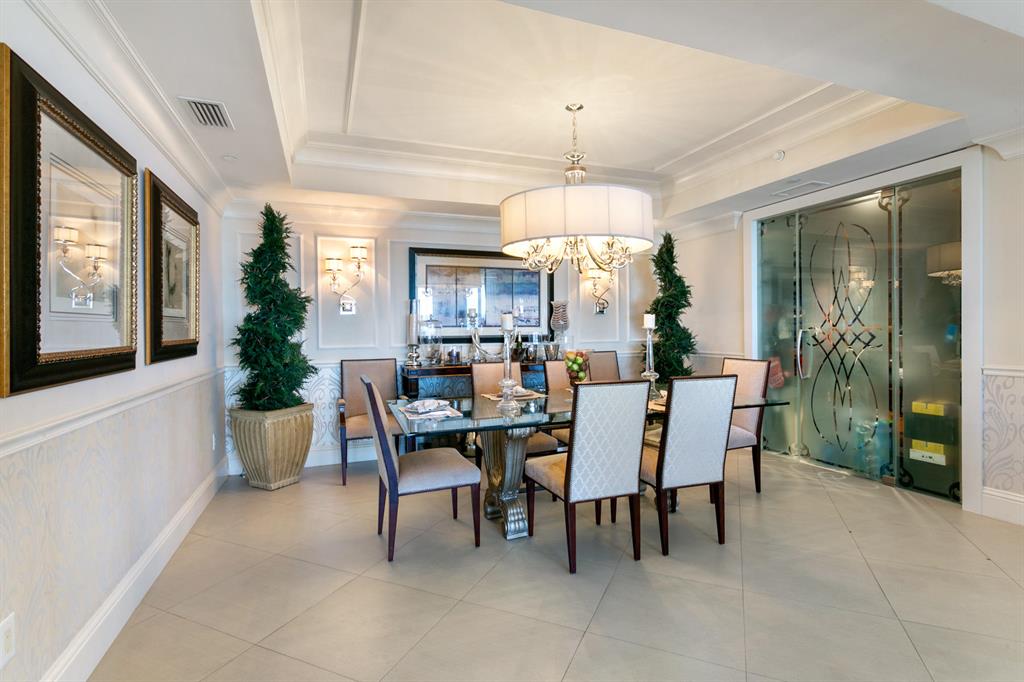 Ritz Carlton Residences - Residential