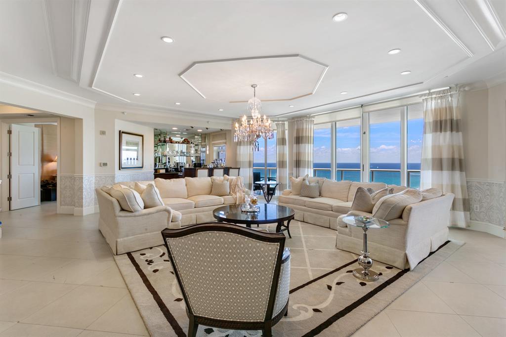 Ritz Carlton Residences - Residential