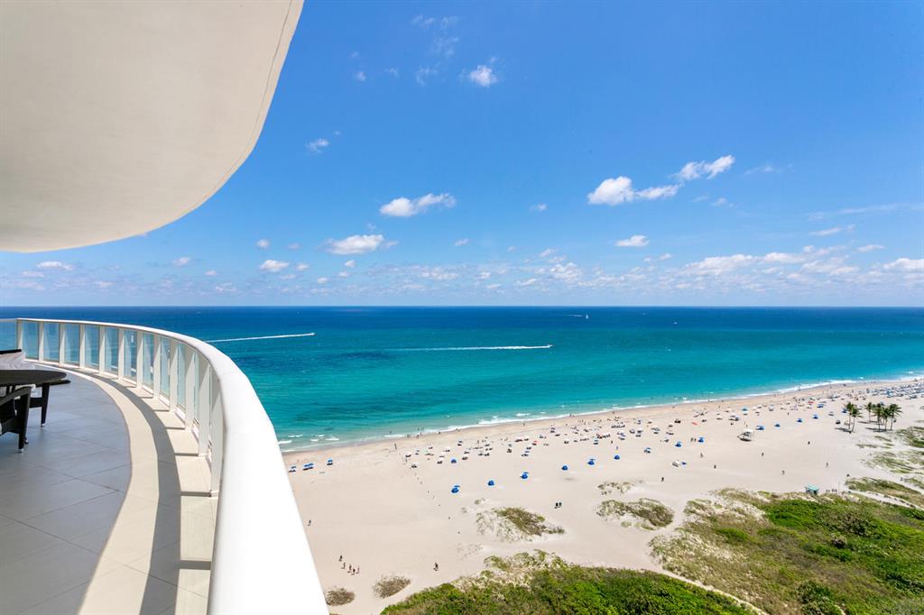 Ritz Carlton Residences - Residential