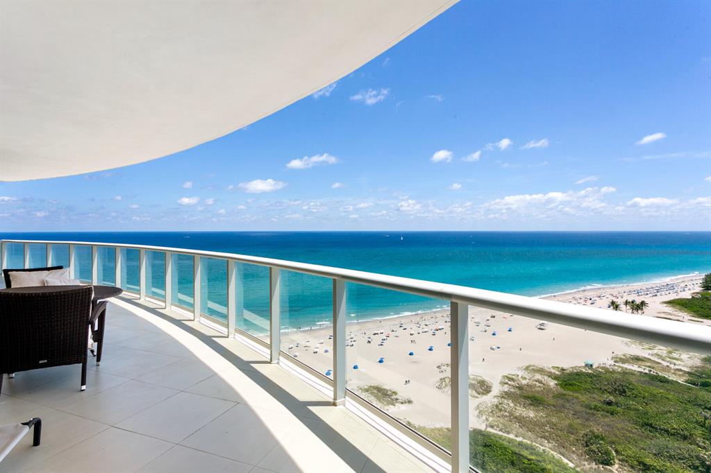 Ritz Carlton Residences - Residential