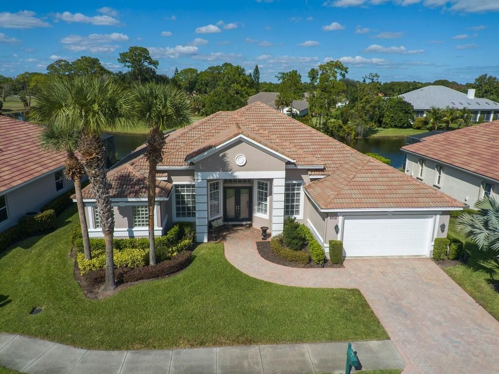 Photo of 9314 Briarcliff Trace, Port Saint Lucie, FL 34986 (MLS # R11141929)