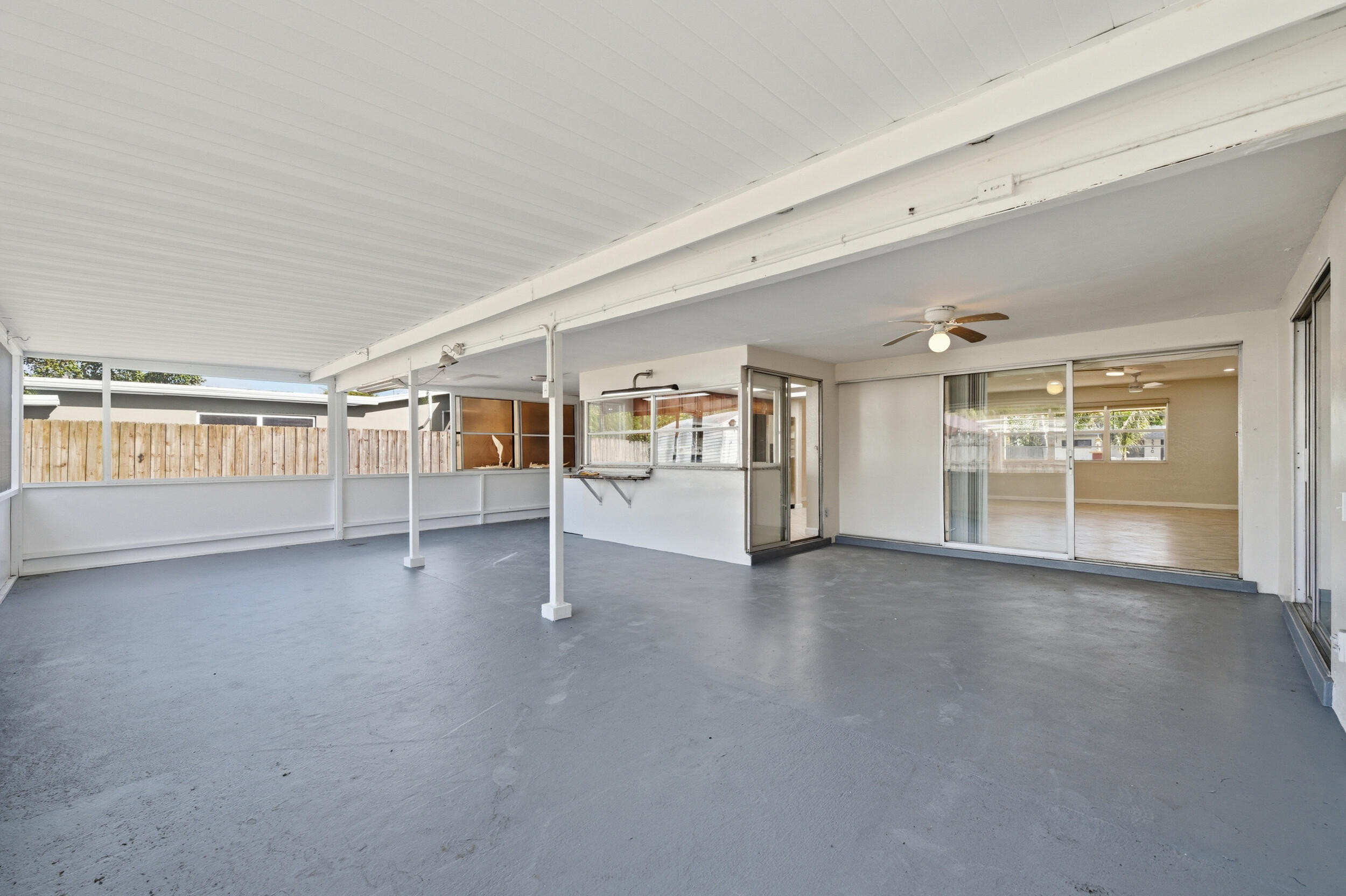 RIVERLAND VILLAGE SEC ONE - Residential Lease