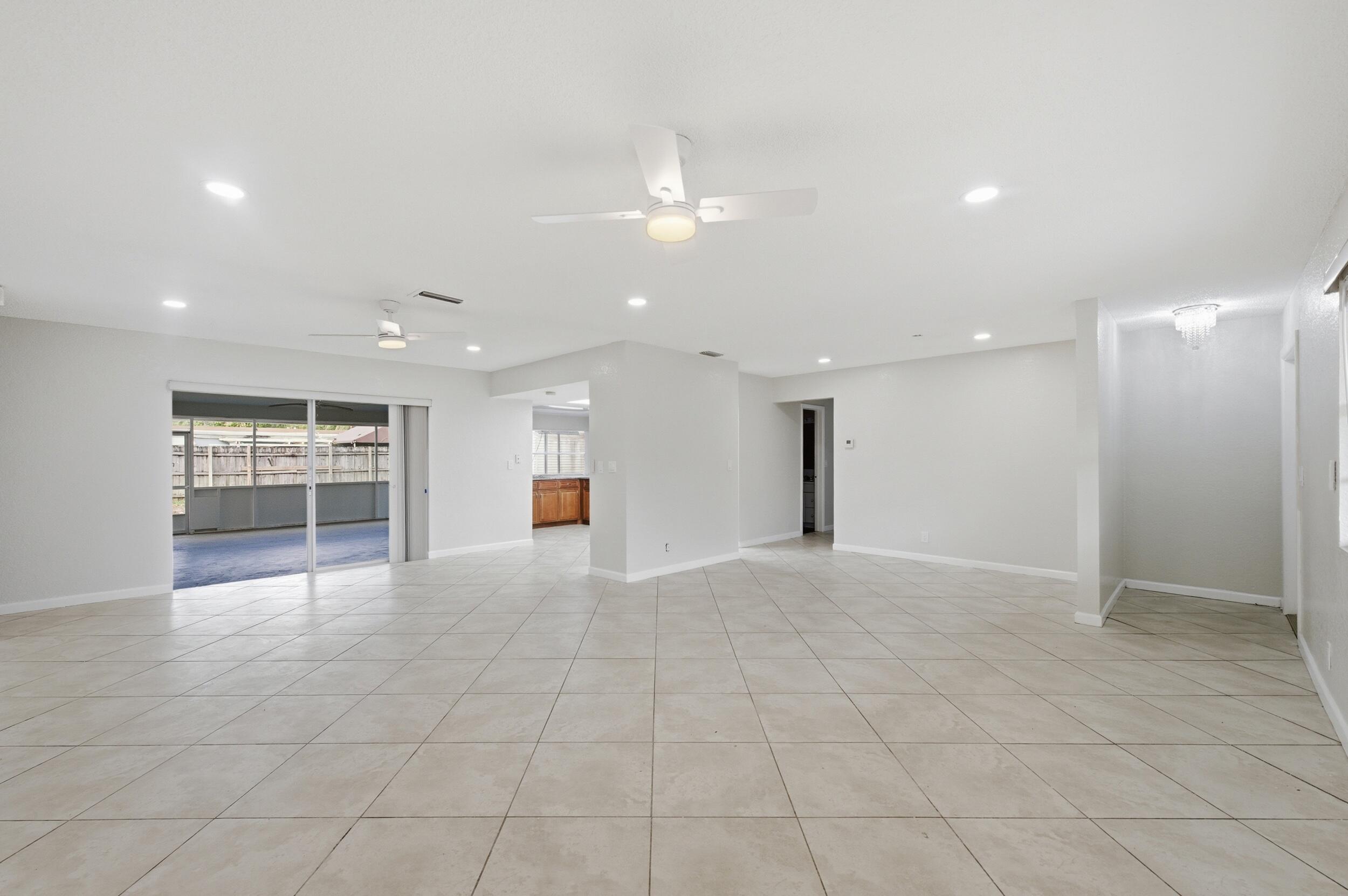 RIVERLAND VILLAGE SEC ONE - Residential Lease