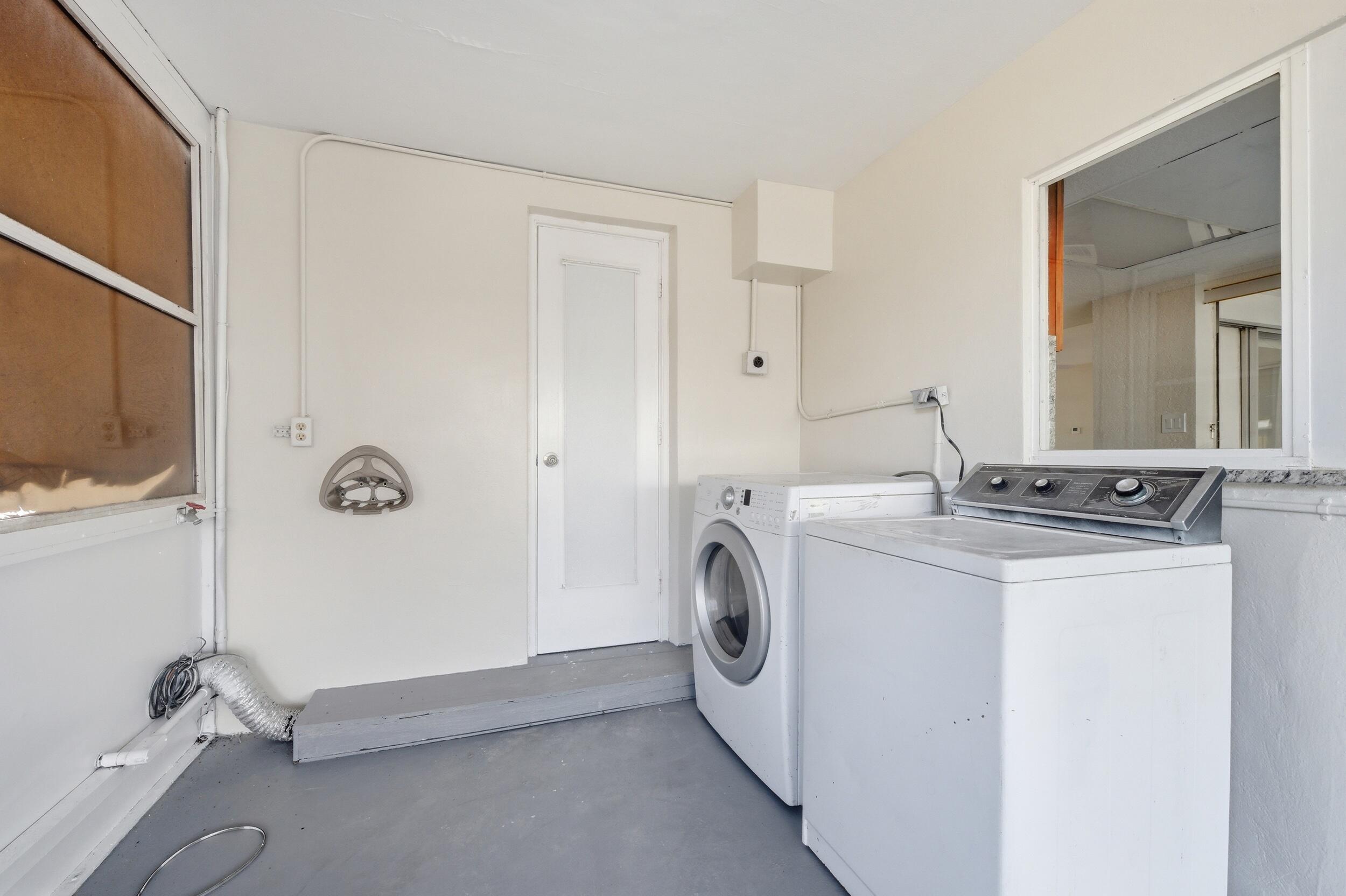 RIVERLAND VILLAGE SEC ONE - Residential Lease