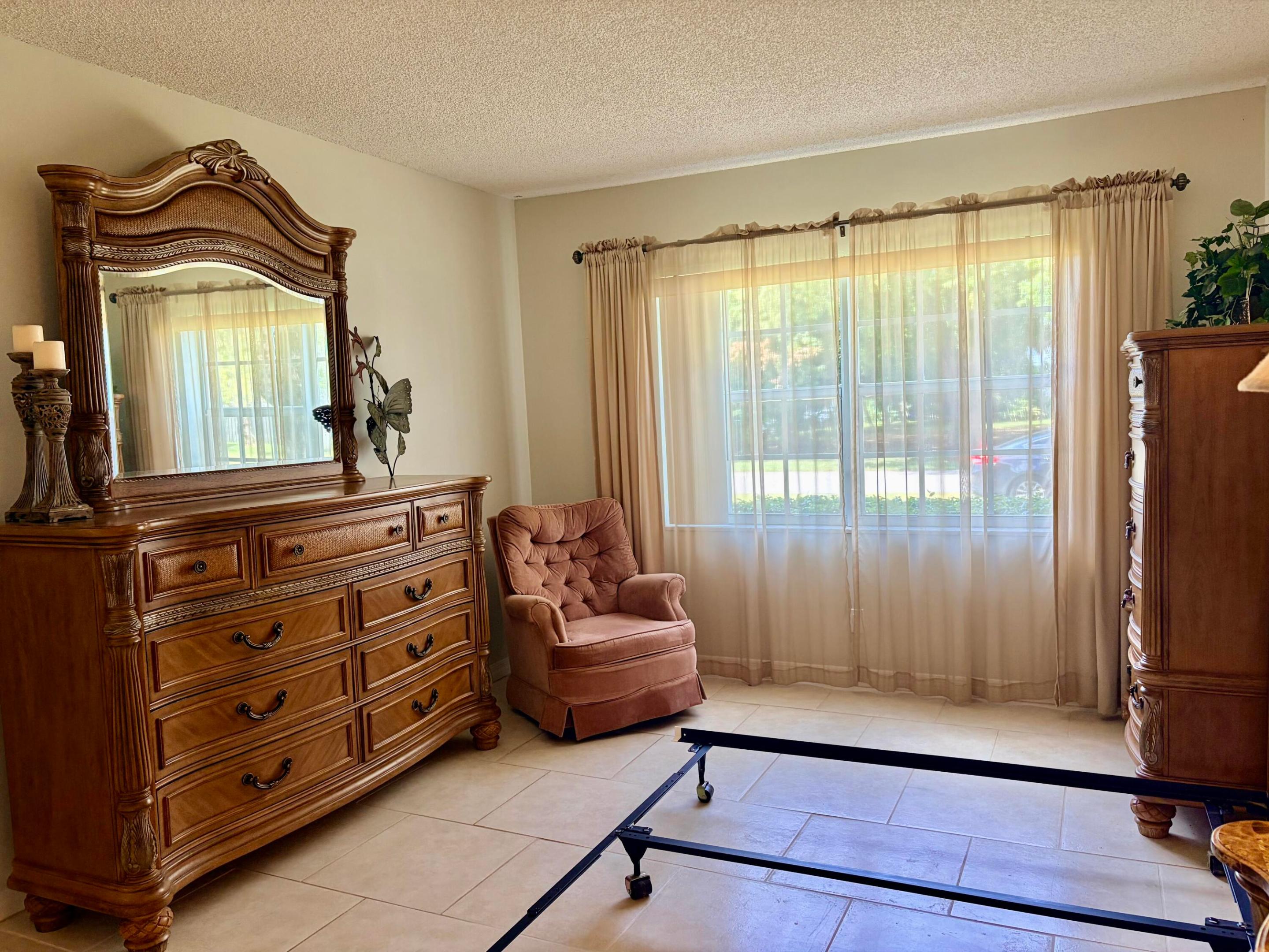 MAYFAIR APT CO-OP - Residential Lease