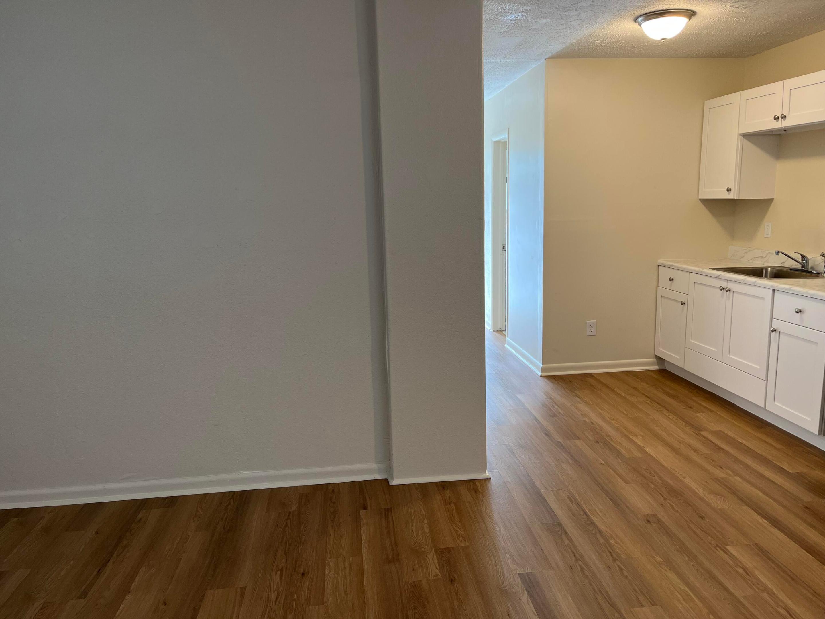 S/D OF 21-44-43, W 1/2 IN - Residential Income