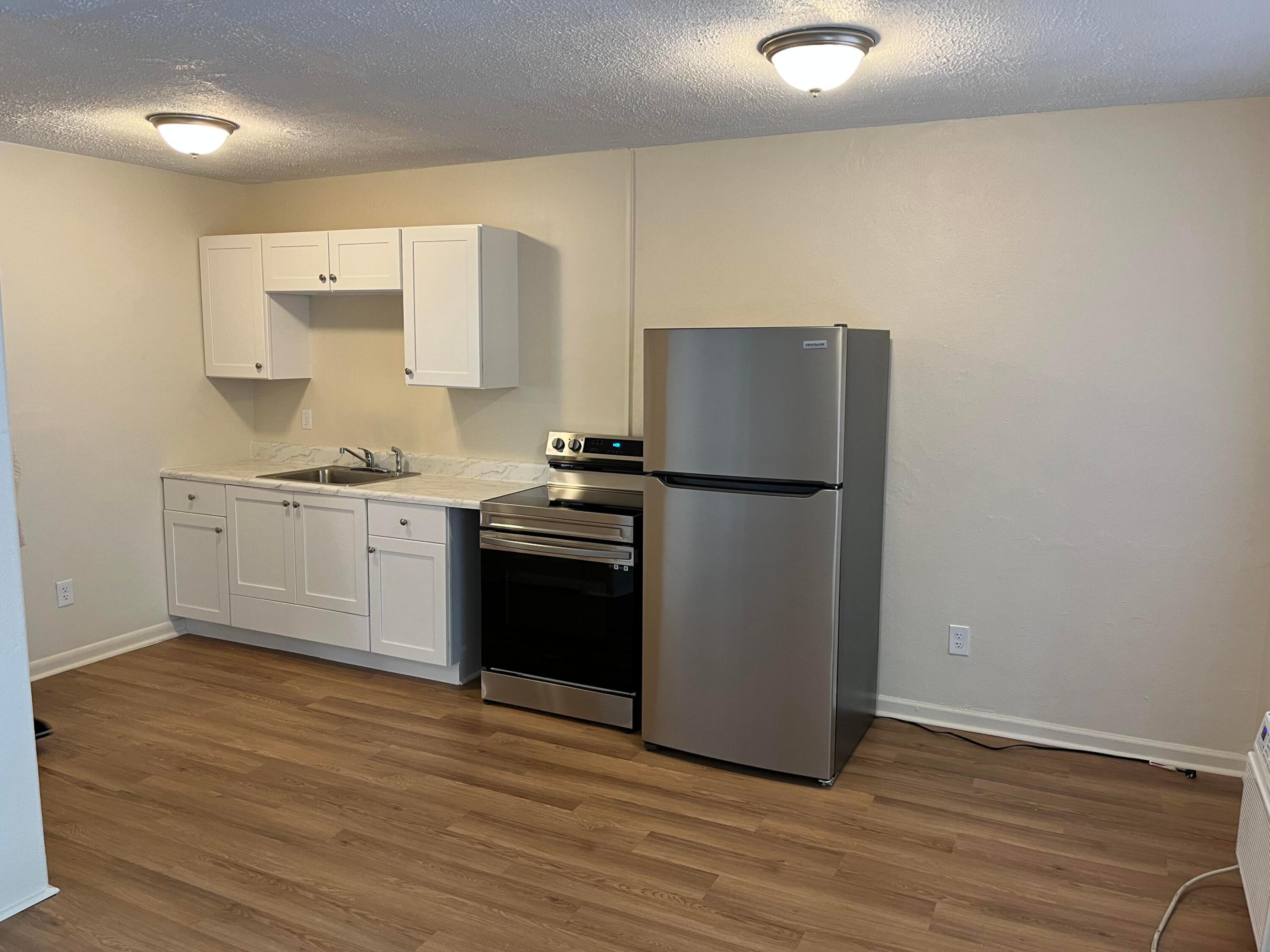 S/D OF 21-44-43, W 1/2 IN - Residential Income