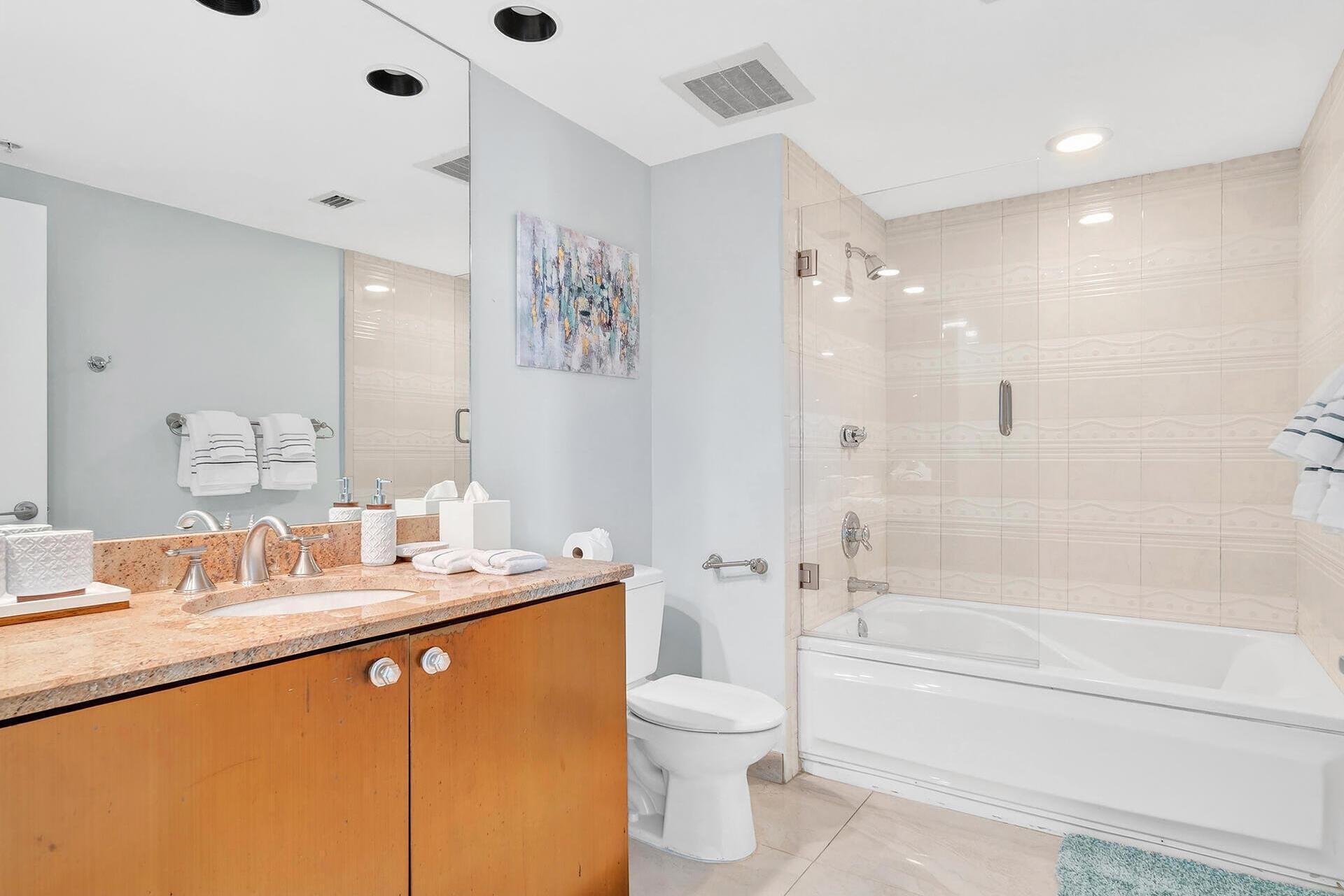 SLADE CONDO - Residential Lease