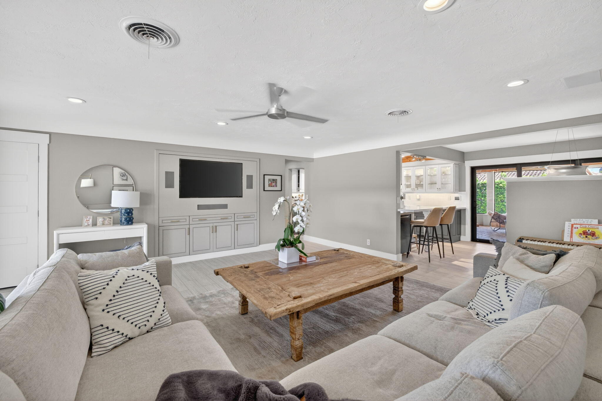 COVE 2ND SEC - Residential