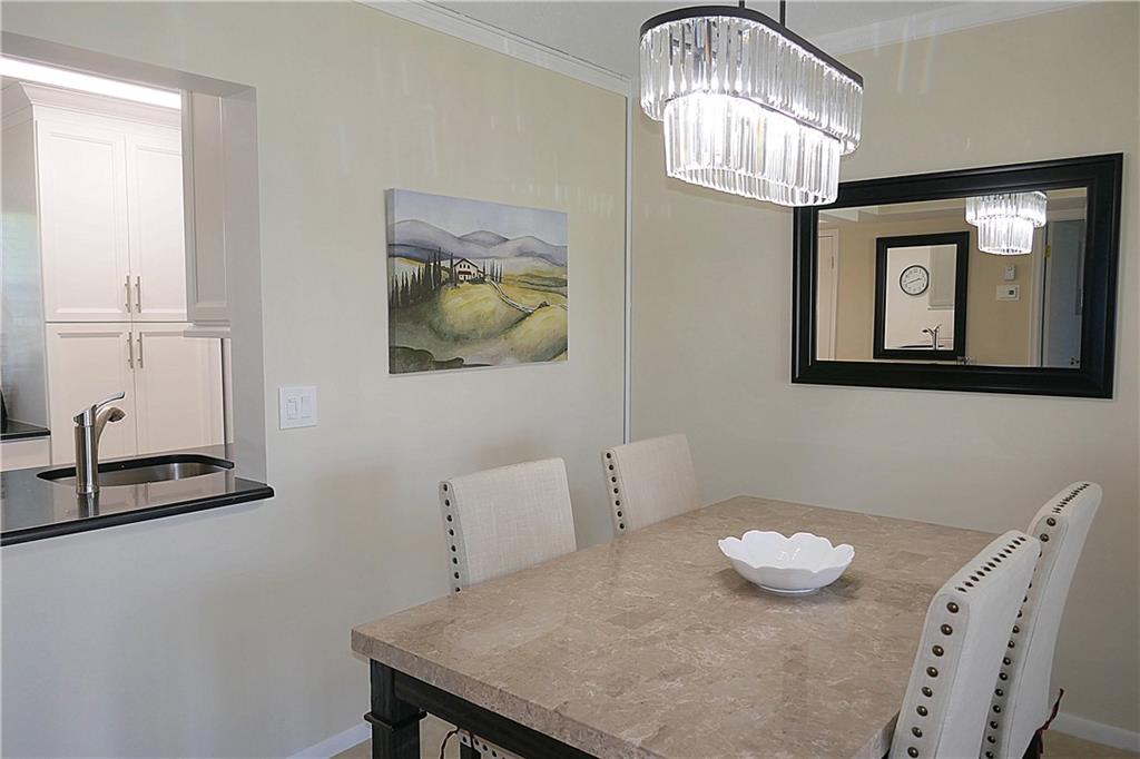VILLAGE ROYALE GREENBROOK - Residential
