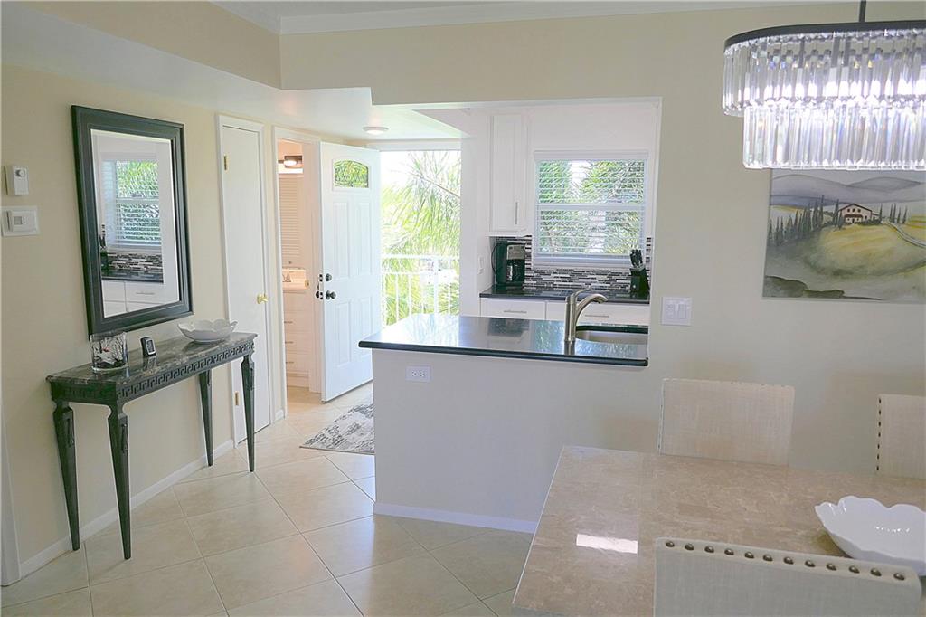 VILLAGE ROYALE GREENBROOK - Residential