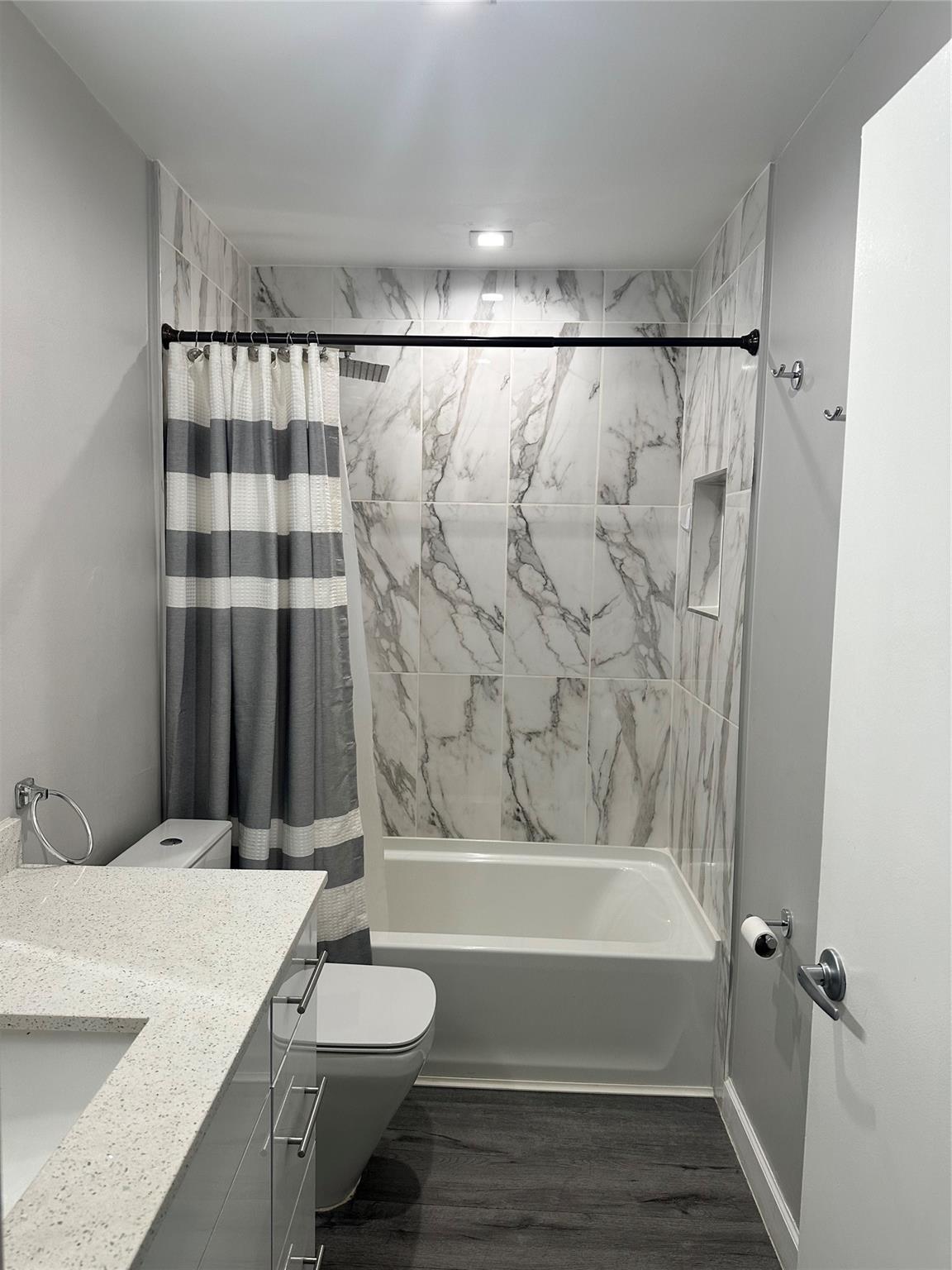 Windmill Lakes I Condo - Residential Lease