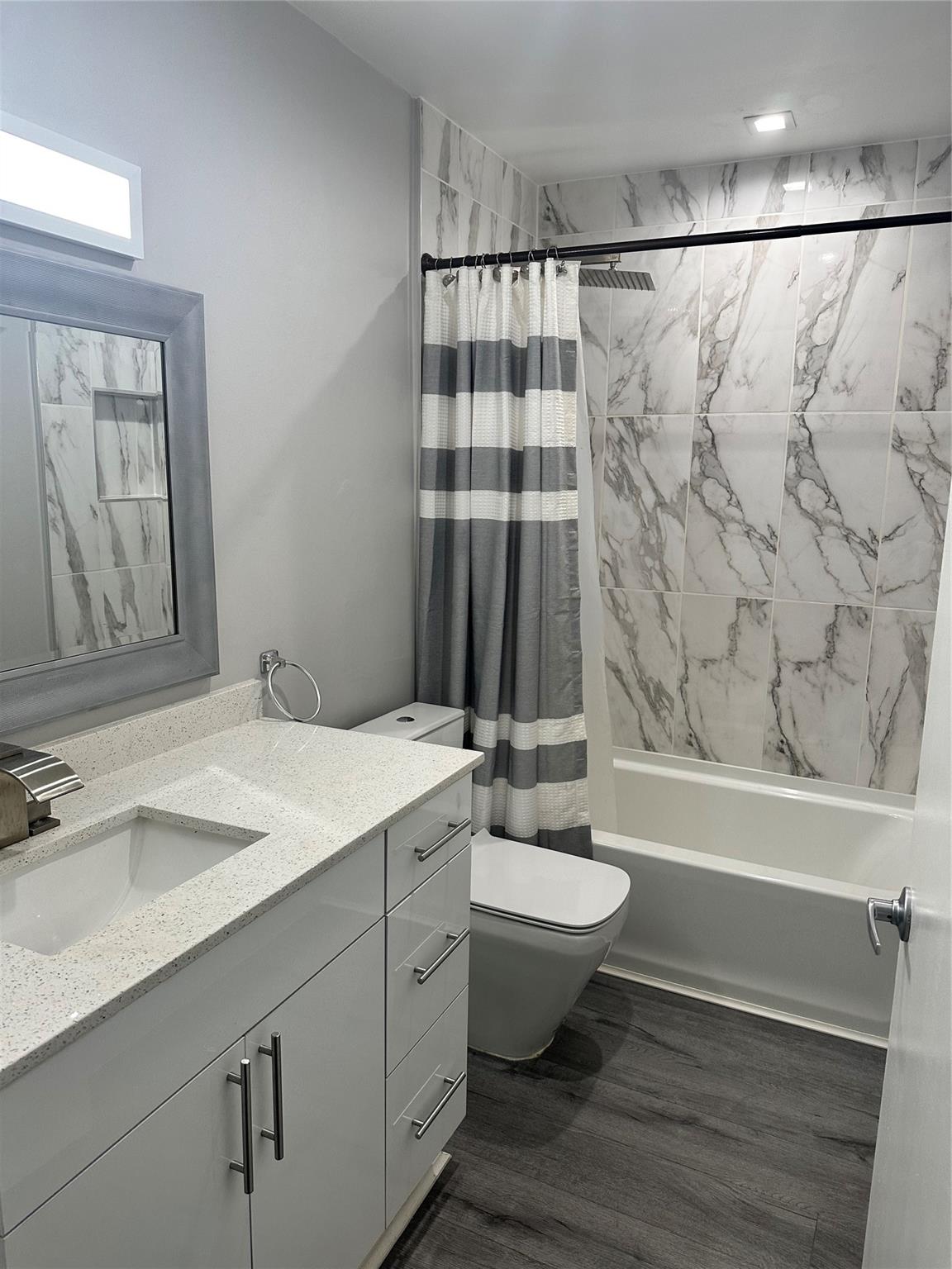 Windmill Lakes I Condo - Residential Lease