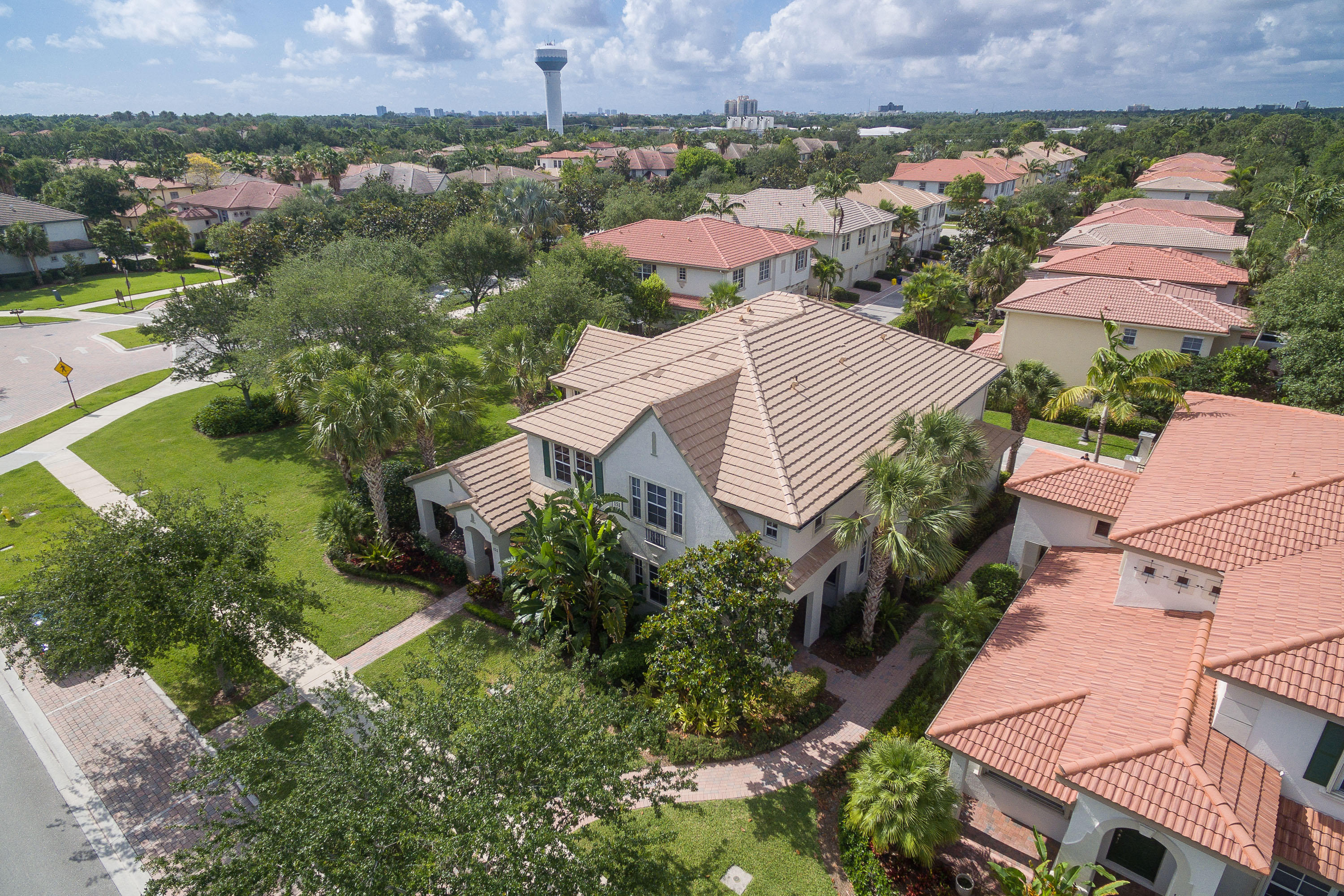 MANSIONS AT EVERGRENE WEST CONDO - Residential