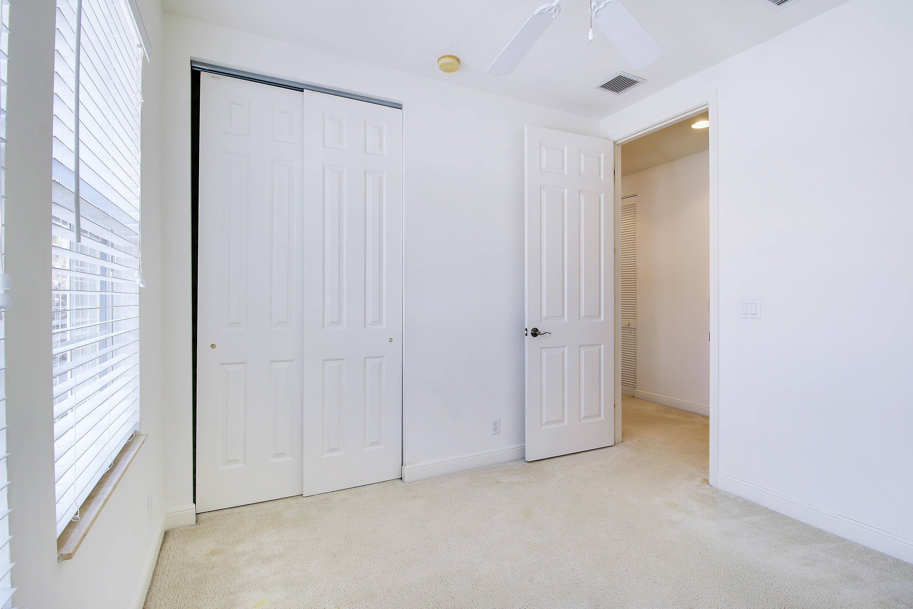 MANSIONS AT EVERGRENE WEST CONDO - Residential