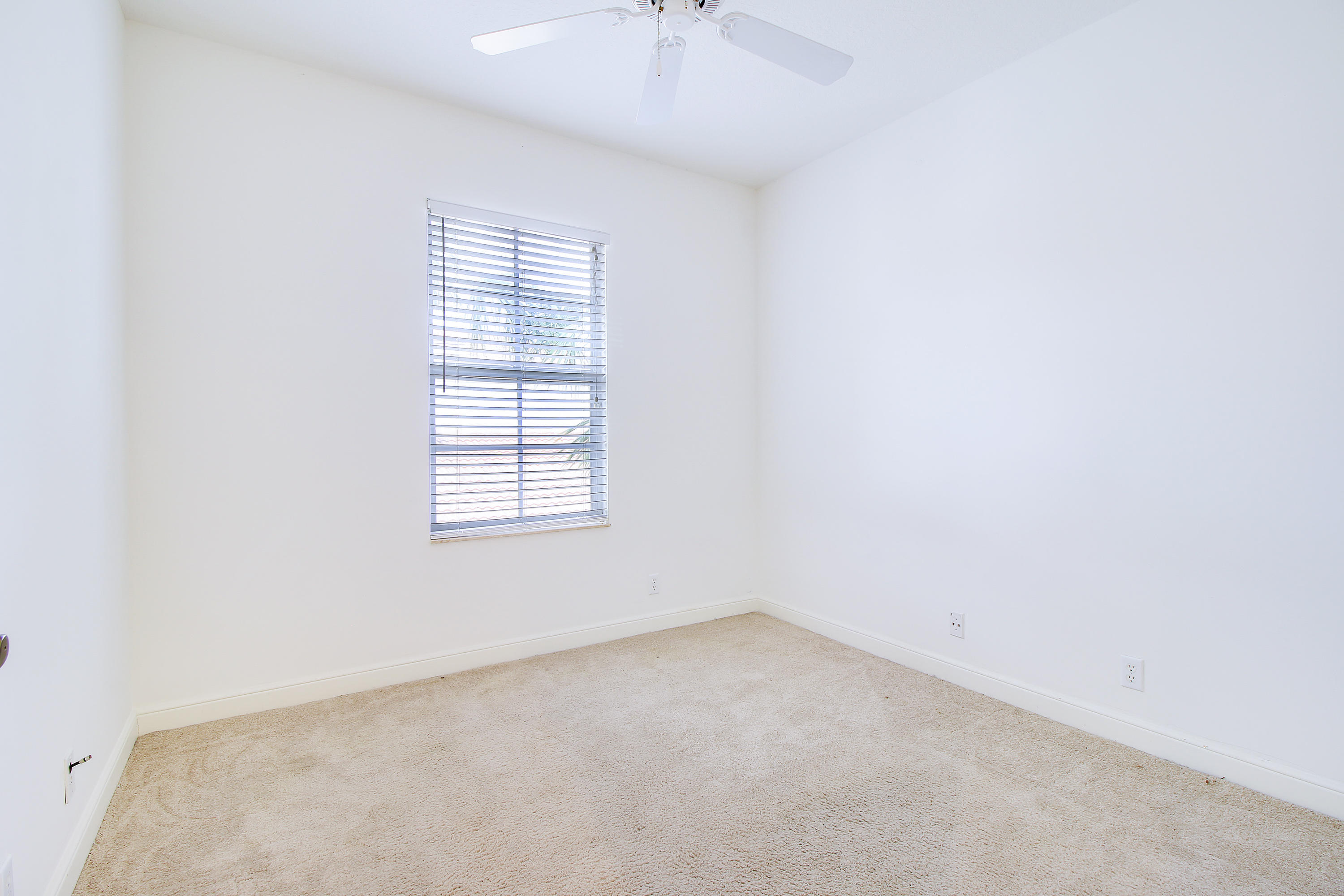 MANSIONS AT EVERGRENE WEST CONDO - Residential