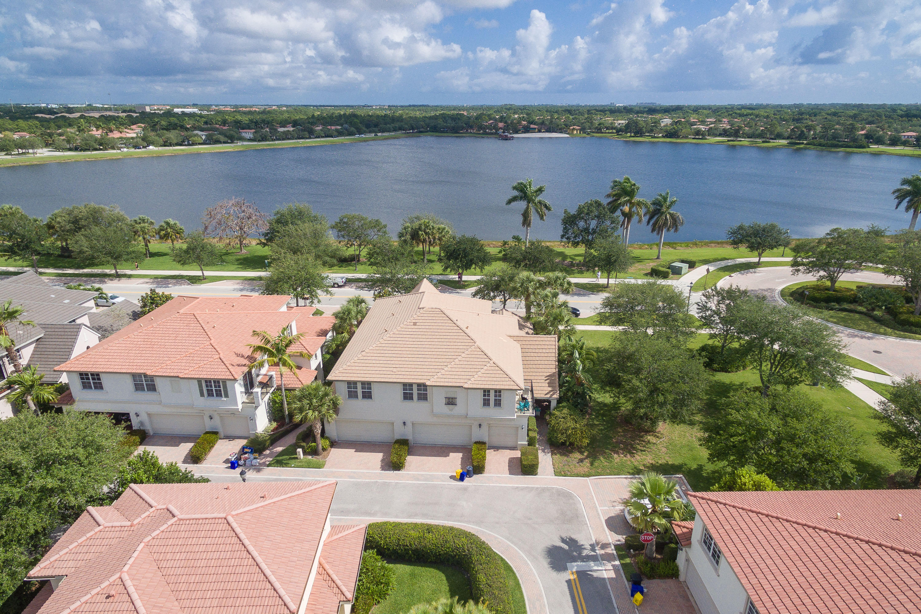 MANSIONS AT EVERGRENE WEST CONDO - Residential