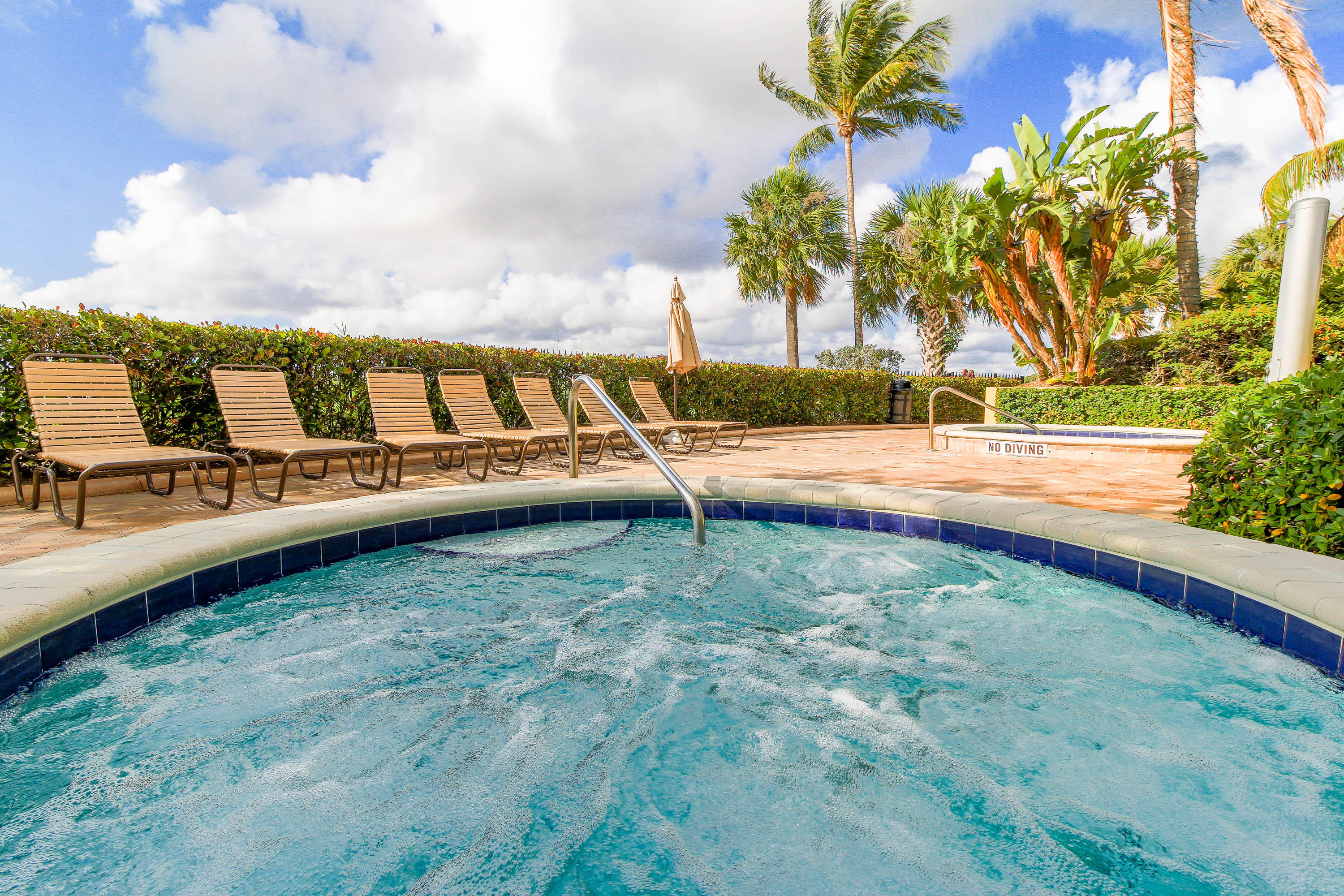 MANSIONS AT EVERGRENE WEST CONDO - Residential