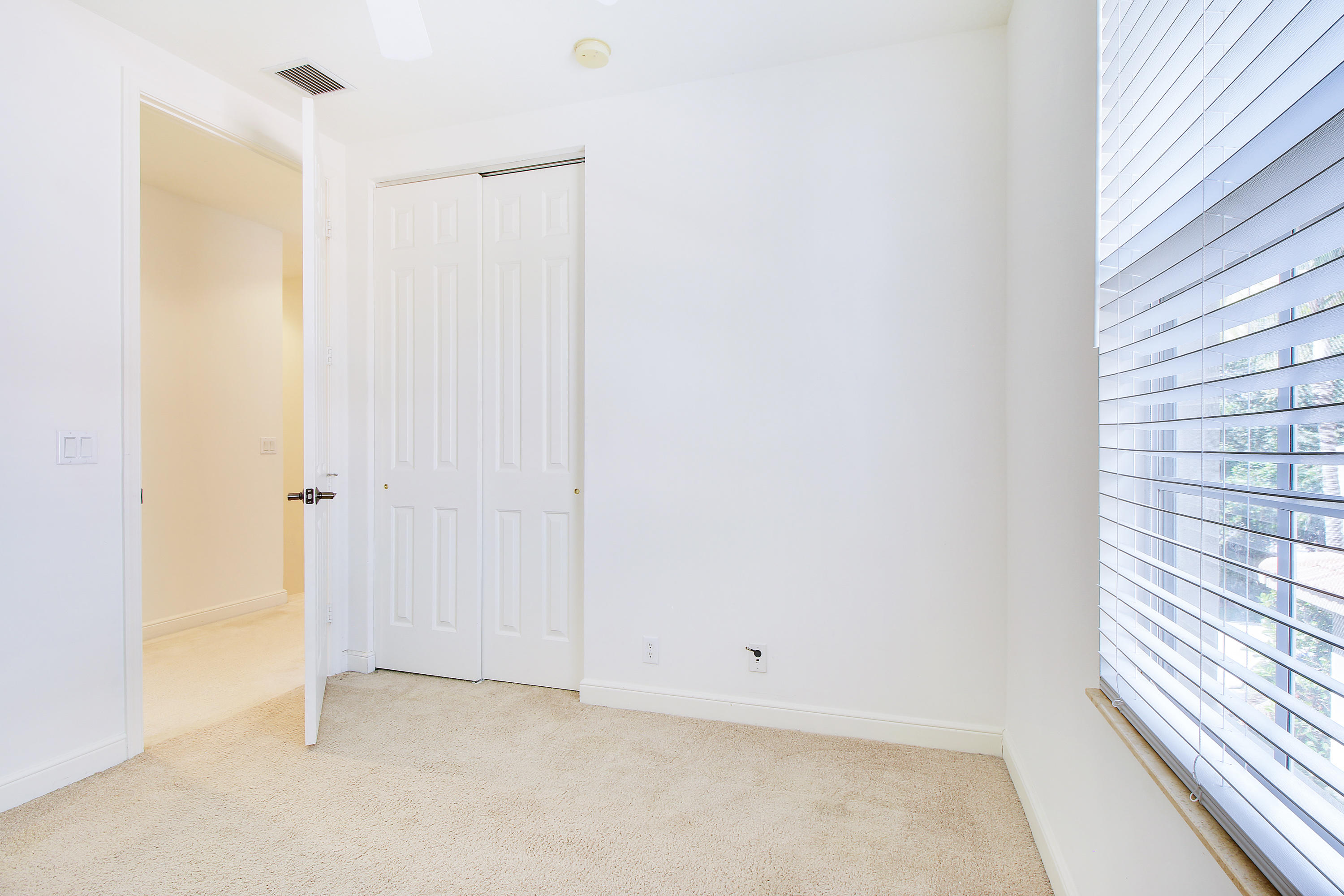 MANSIONS AT EVERGRENE WEST CONDO - Residential