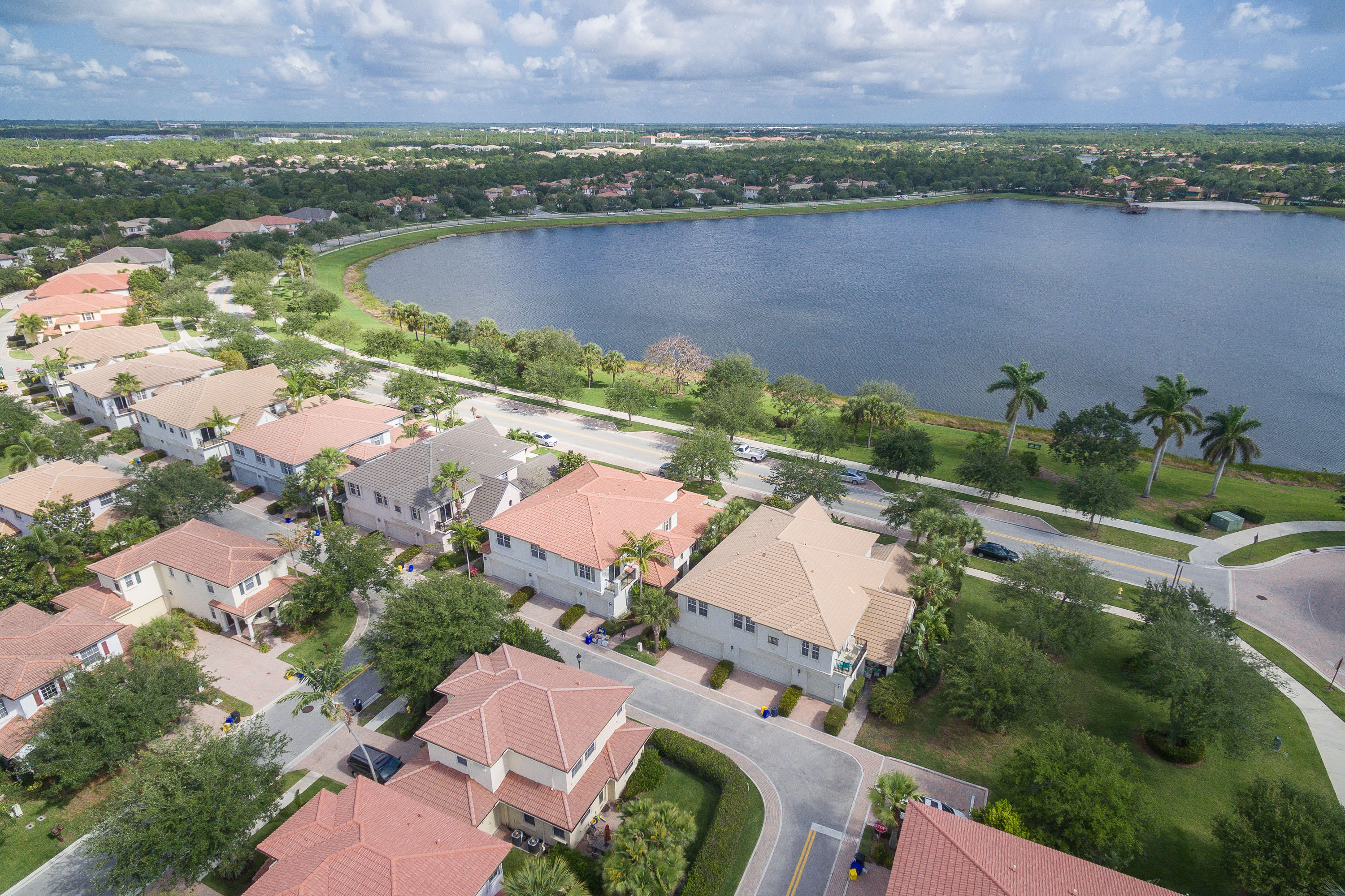 MANSIONS AT EVERGRENE WEST CONDO - Residential