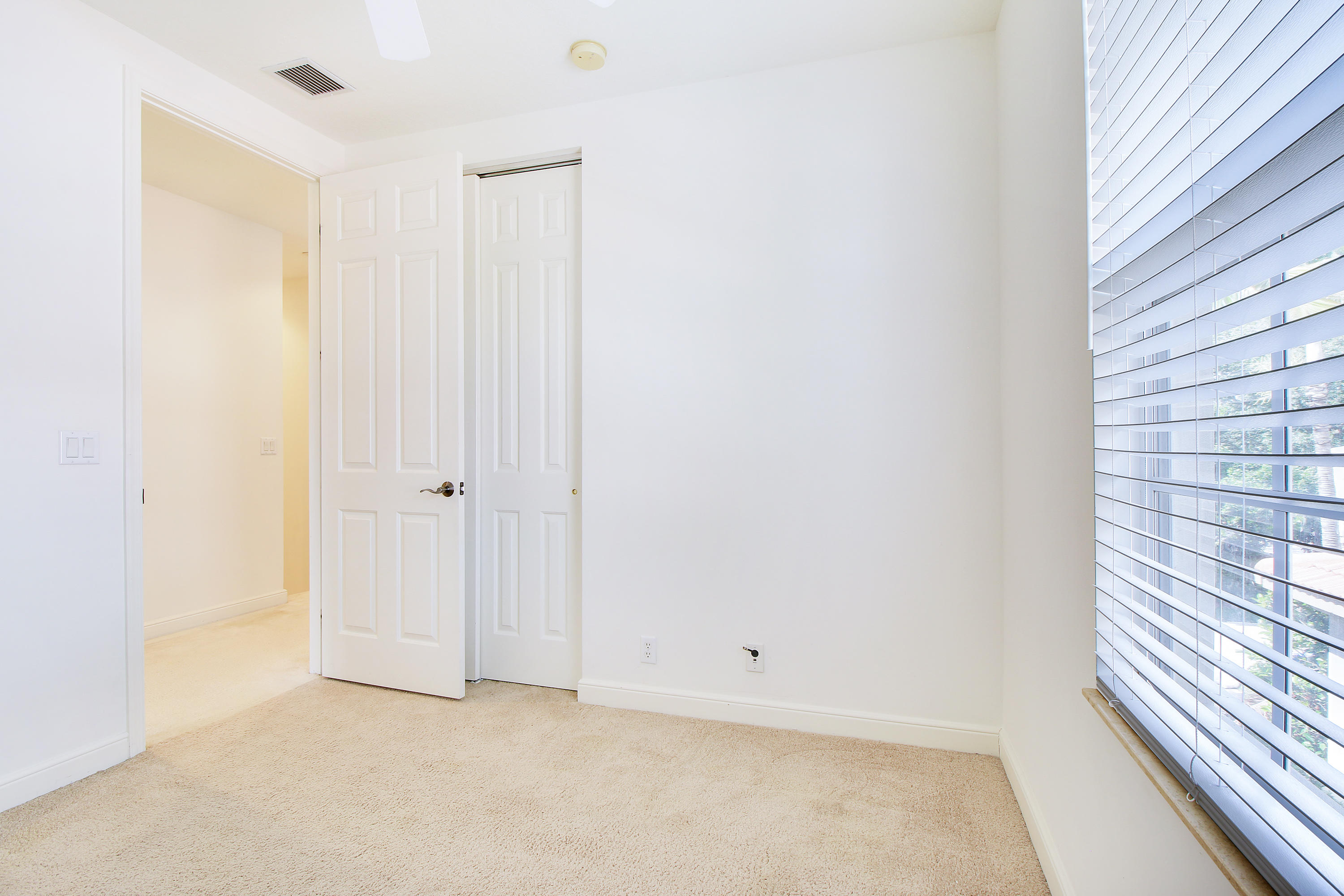 MANSIONS AT EVERGRENE WEST CONDO - Residential