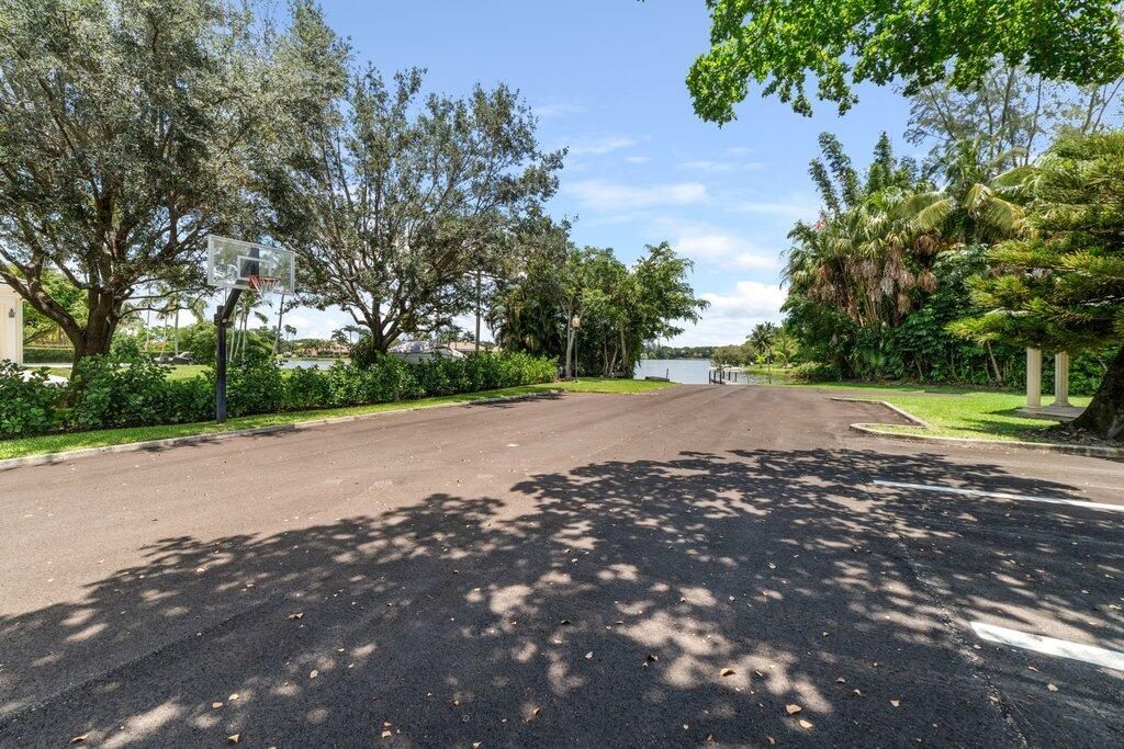 listing image 74