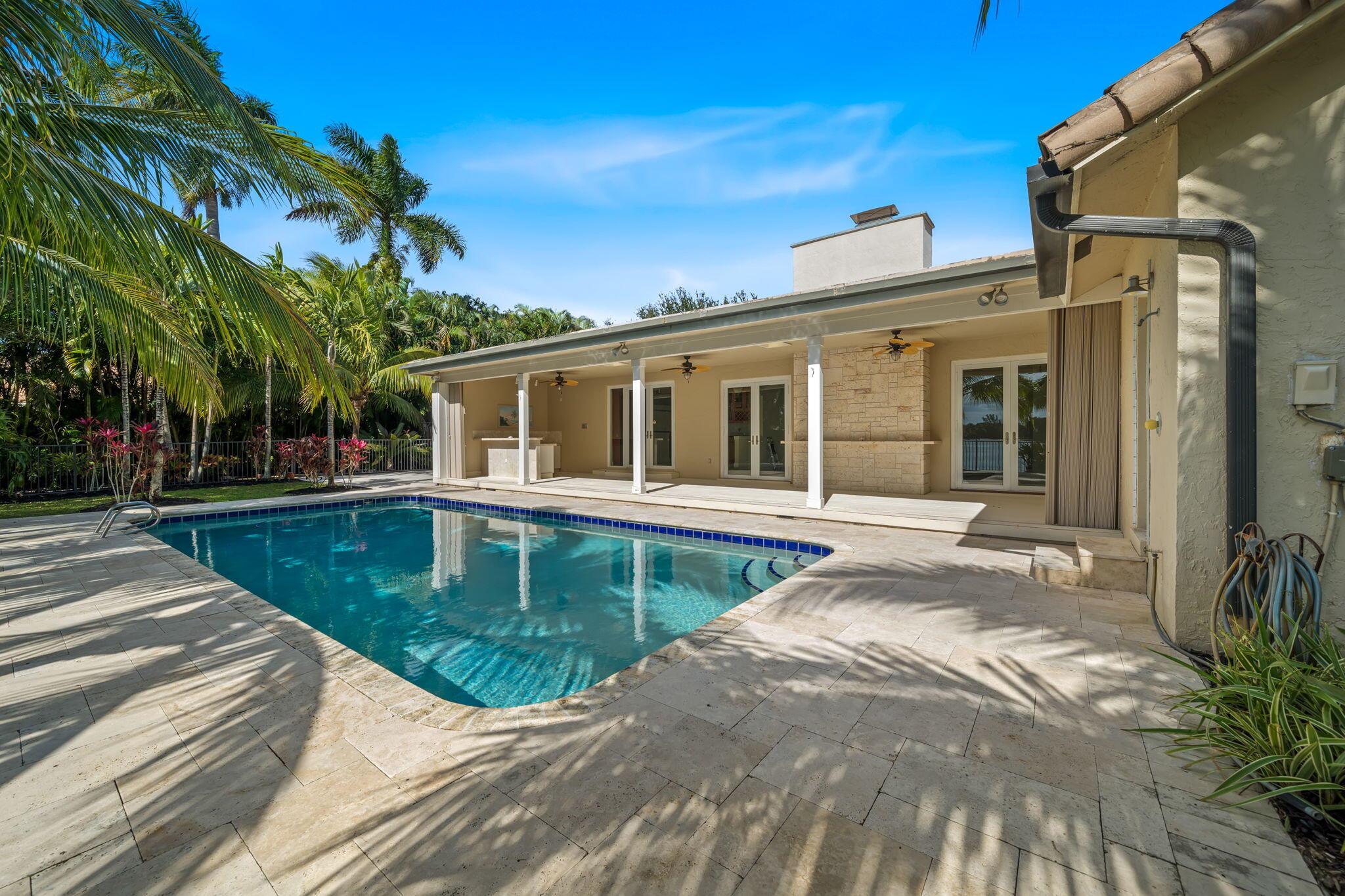 8535 Wendy Lane N