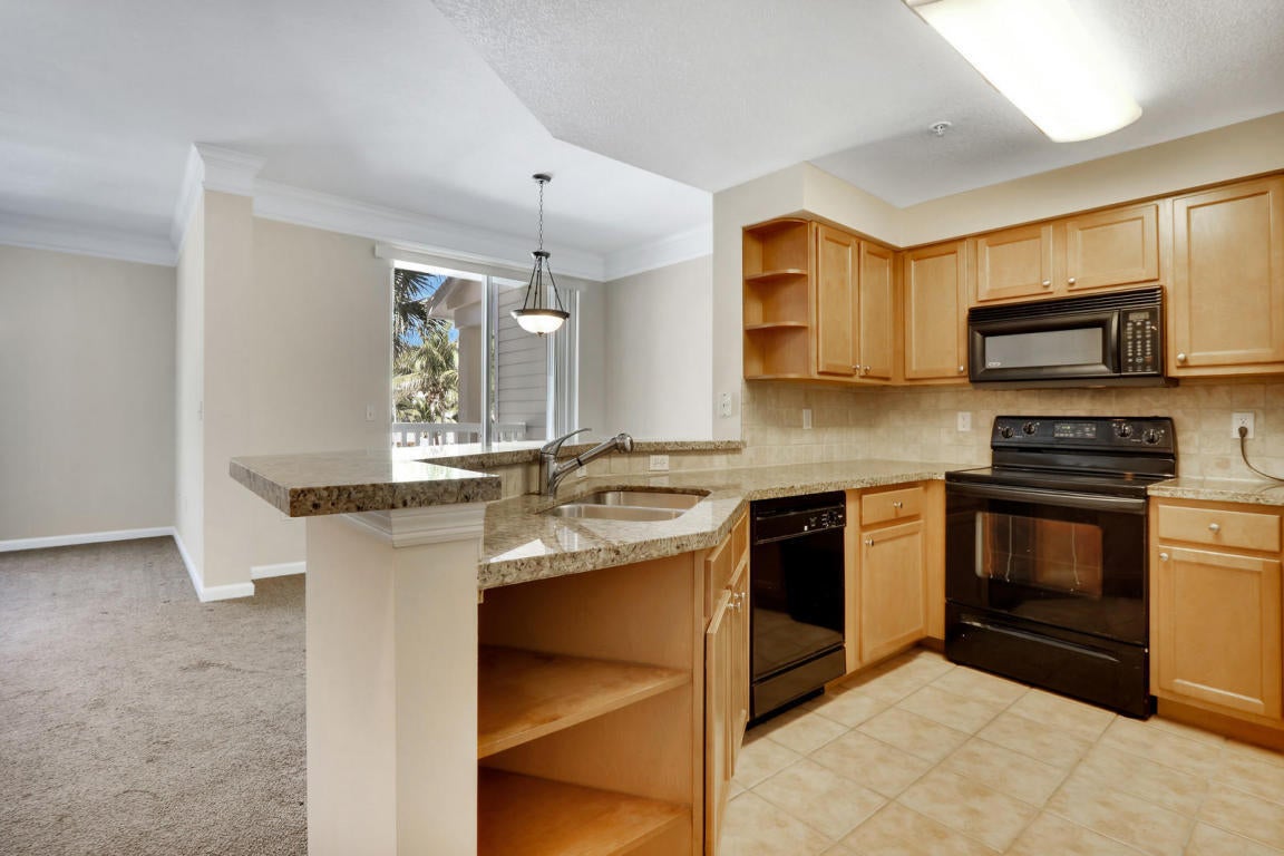 255 Murcia Drive 203