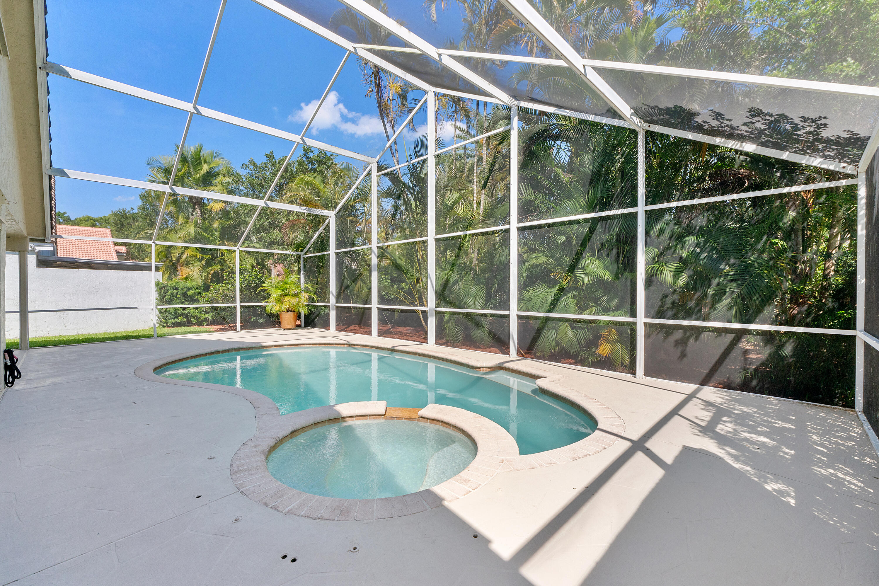 Captiva Cay - COUNTRY ISLES COVE - Residential