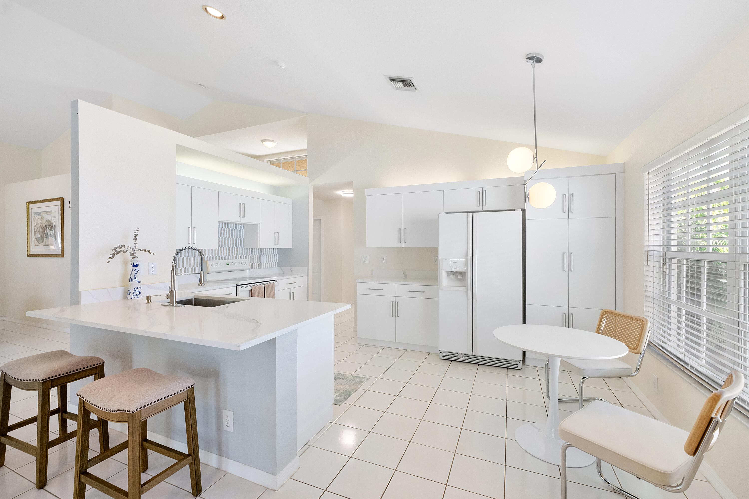 Captiva Cay - COUNTRY ISLES COVE - Residential