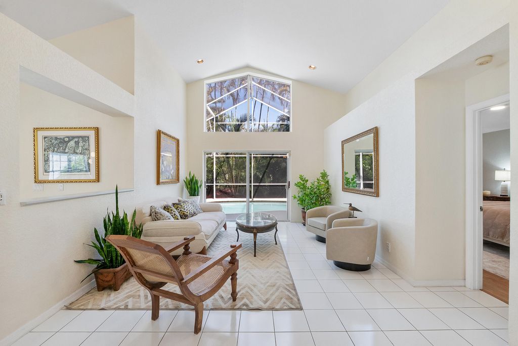 Photo of 2016 Island Circle, Weston, FL 33326 (MLS # B26028784)