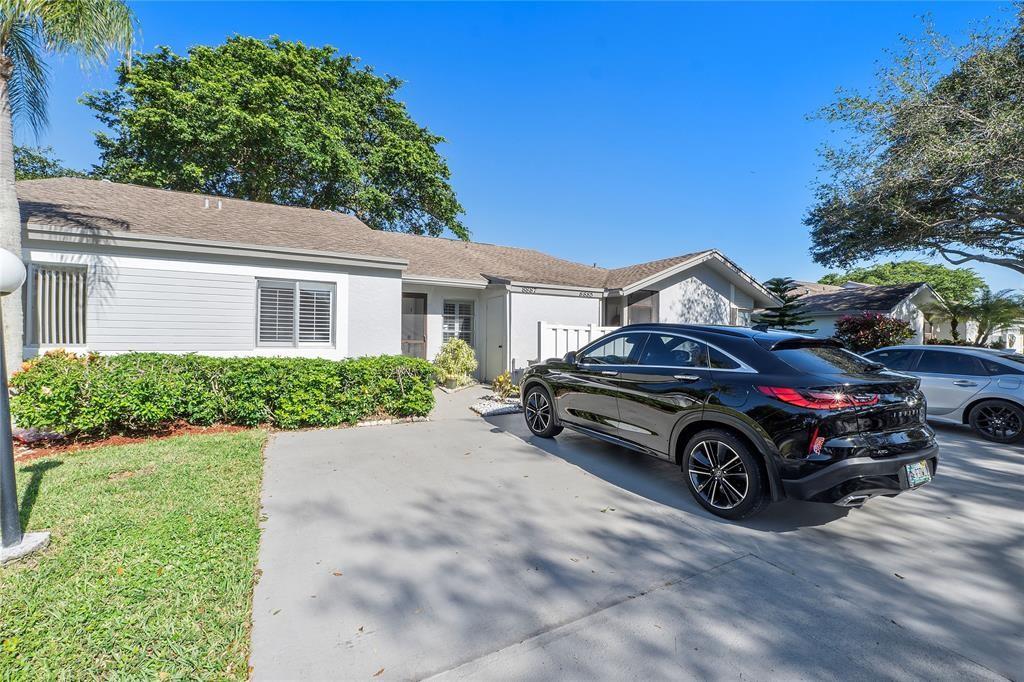 WHISPER WALK - Residential