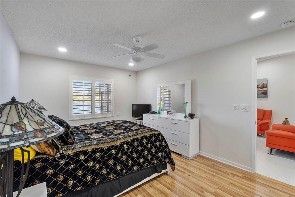 WHISPER WALK - Residential