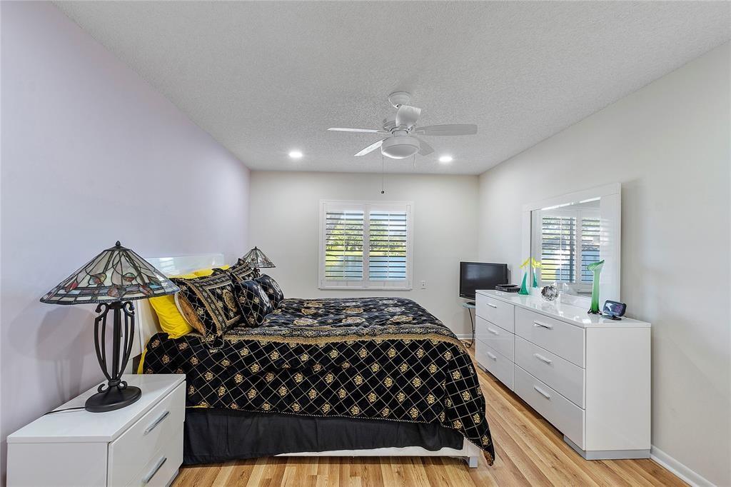 WHISPER WALK - Residential