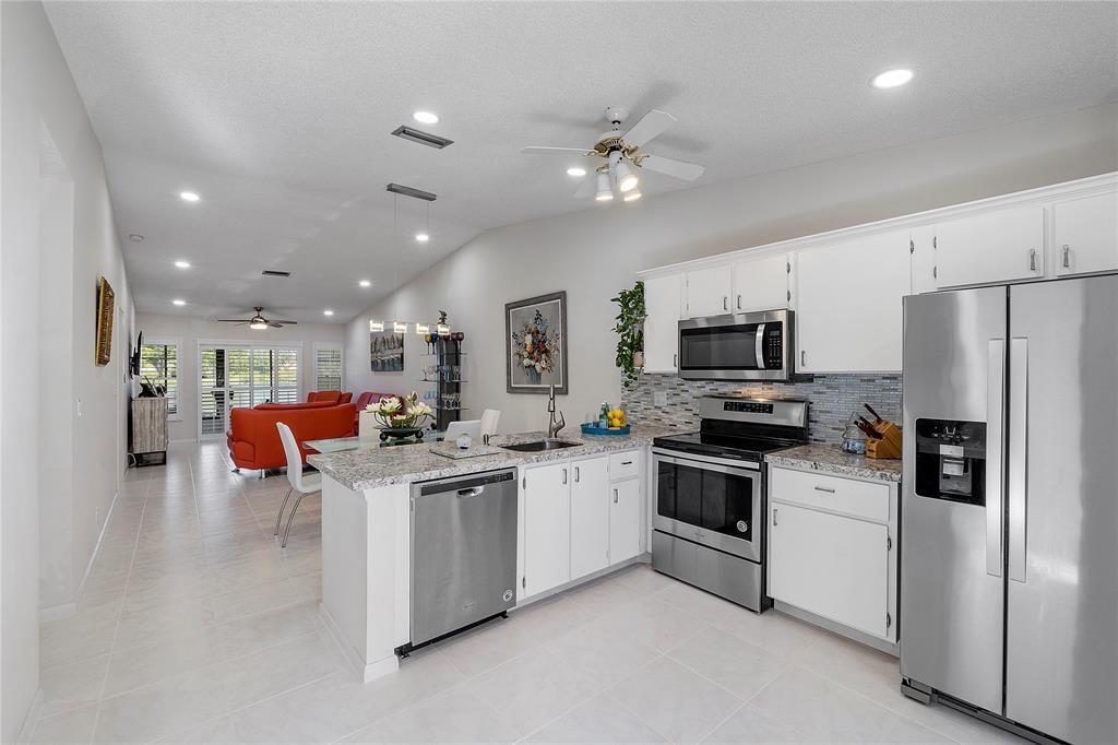 WHISPER WALK - Residential