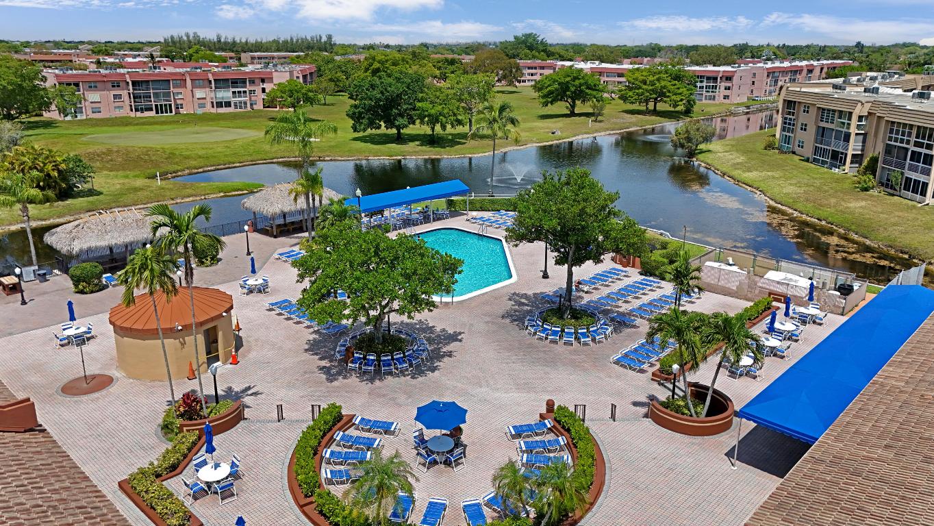 SUNRISE LAKES Phase 3 - Residential