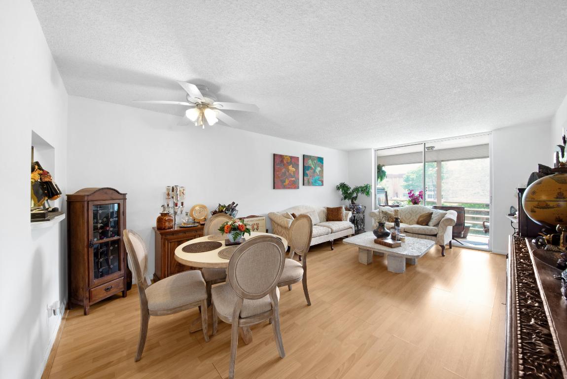 SUNRISE LAKES Phase 3 - Residential